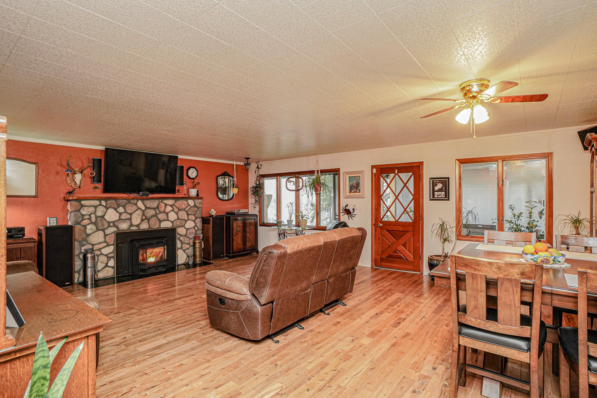 2675 Long Branch Road Eagle Point, OR 97524 - Photo 7 of 37 DSC01302
