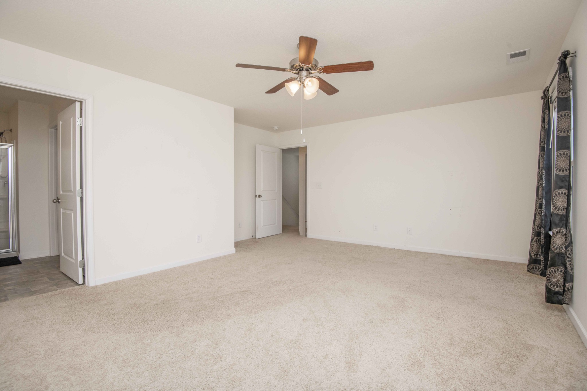 514 Cliff Street Morristown, TN 37814 - Photo 15 of 45 a view of an empty room