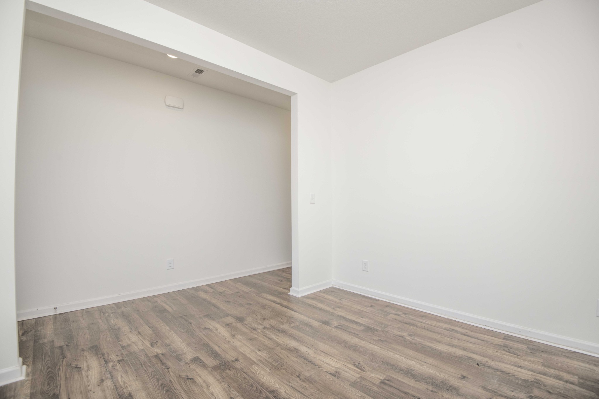 514 Cliff Street Morristown, TN 37814 - Photo 20 of 45 a view of an empty room