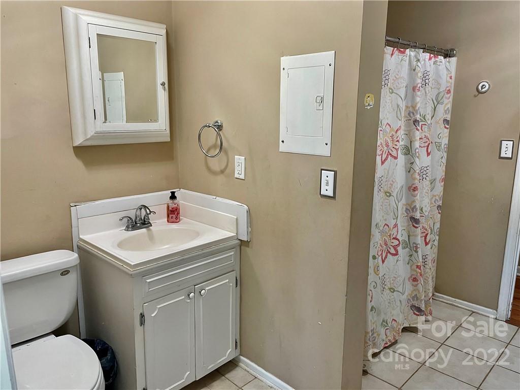 250 Sandifer Road York, SC 29745 - Photo 13 of 43