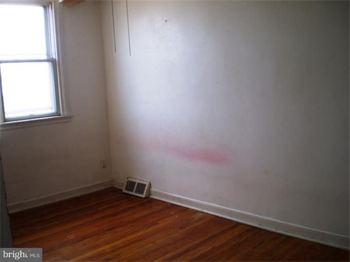 2821 Disston Street Philadelphia, PA 19149 - Photo 13 of 16