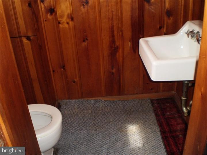 2821 Disston Street Philadelphia, PA 19149 - Photo 9 of 16