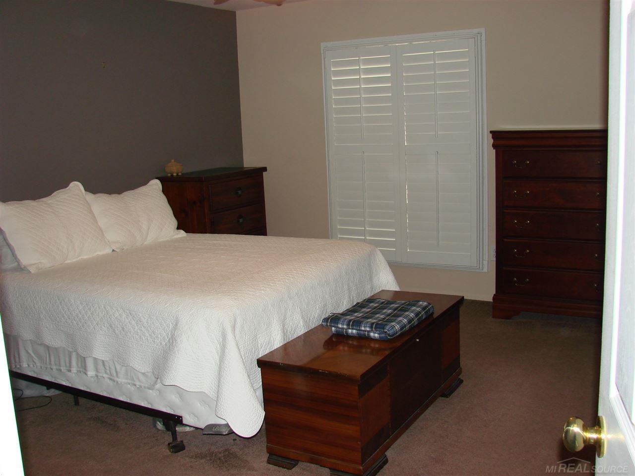 1255 Candlestick Lane Rochester Hills, MI 48306 - Photo 30 of 38