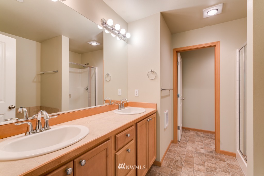 10625 Ross Road, Unit C Bothell, WA 98011 - Photo 11 of 22 Gallery Image 11