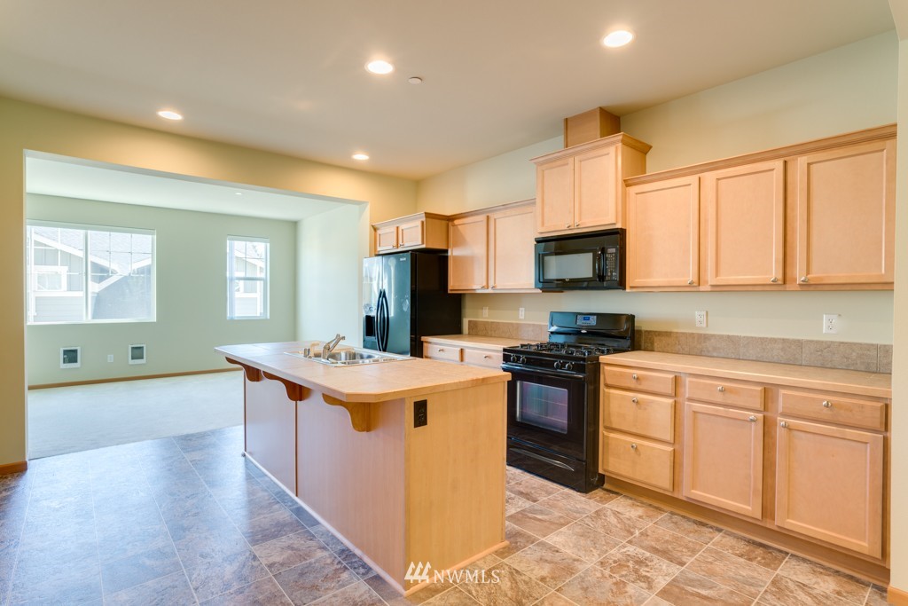 10625 Ross Road, Unit C Bothell, WA 98011 - Photo 4 of 22 Gallery Image 4