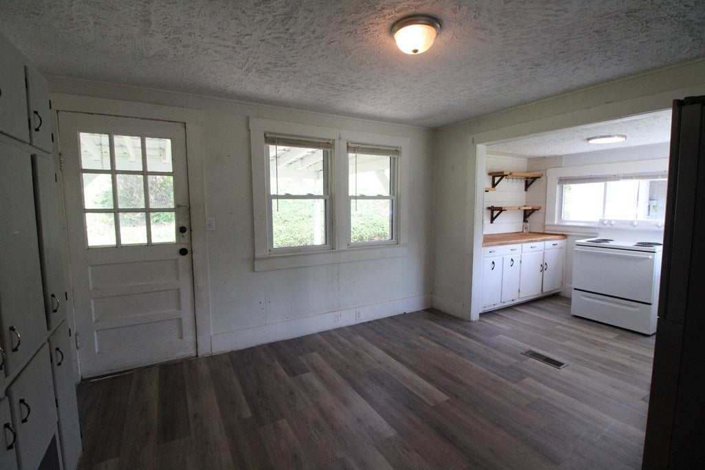1065 Fairview Road Galax, VA 24333 - Photo 10 of 65 Gallery Image 10