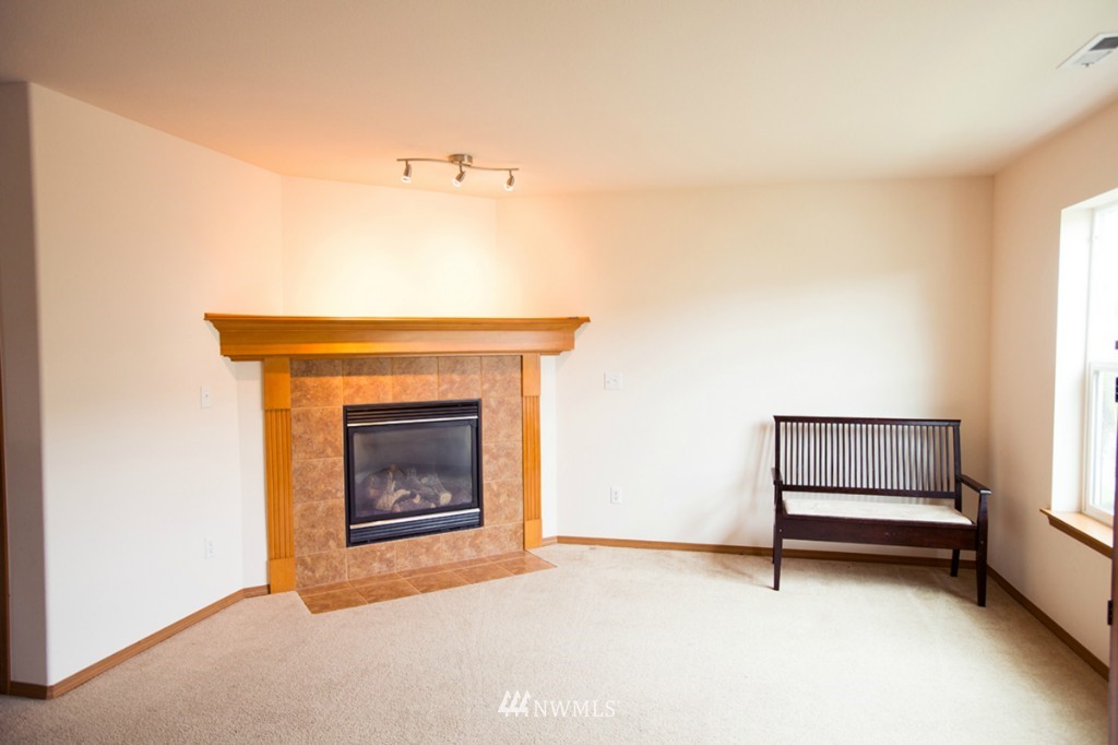 282 Index Place Southeast Renton, WA 98056 - Photo 2 of 14