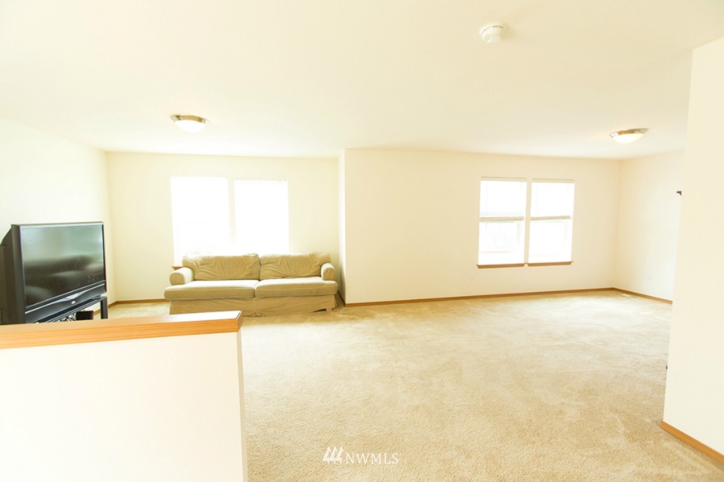 282 Index Place Southeast Renton, WA 98056 - Photo 8 of 14