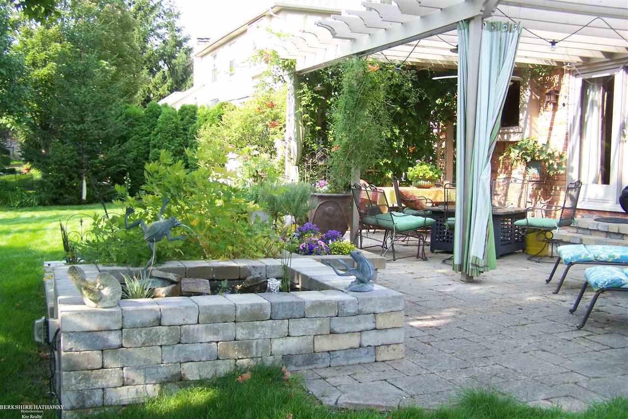1749 Old Homestead Drive Rochester Hills, MI 48306 - Photo 11 of 43