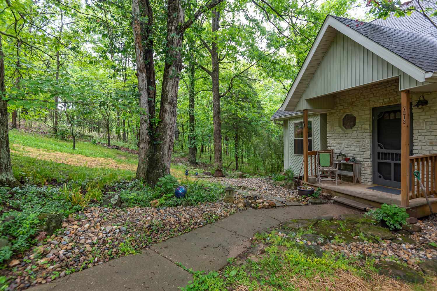 7212 East Pine Grove Road Bloomington, IN 47401 - Photo 5 of 36 Gallery Image 5