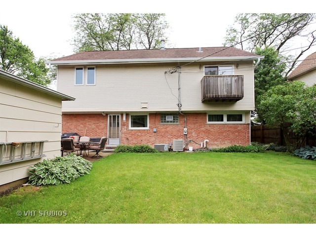 1009 Whitfield Road Northbrook, IL 60062 - Photo 15 of 15