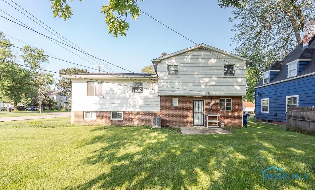 904 Secor Road Toledo, OH 43607 - Photo 6 of 39 Gallery Image 6