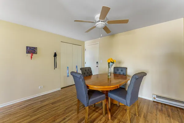 $179,900 | 2333 North Neva Avenue, Unit 403C, Chicago, IL 60707