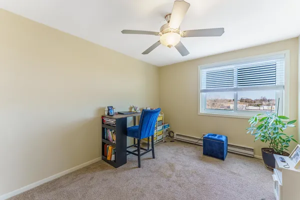 $179,900 | 2333 North Neva Avenue, Unit 403C, Chicago, IL 60707