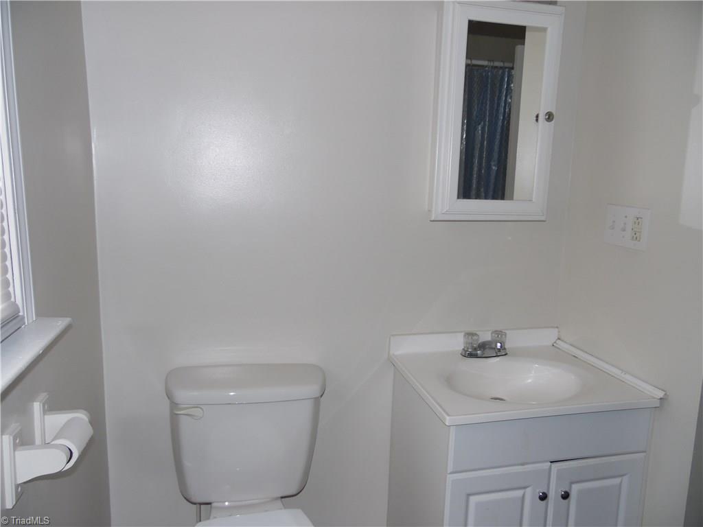 433 Allison Road Ruffin, NC 27326 - Photo 4 of 6 Gallery Image 4