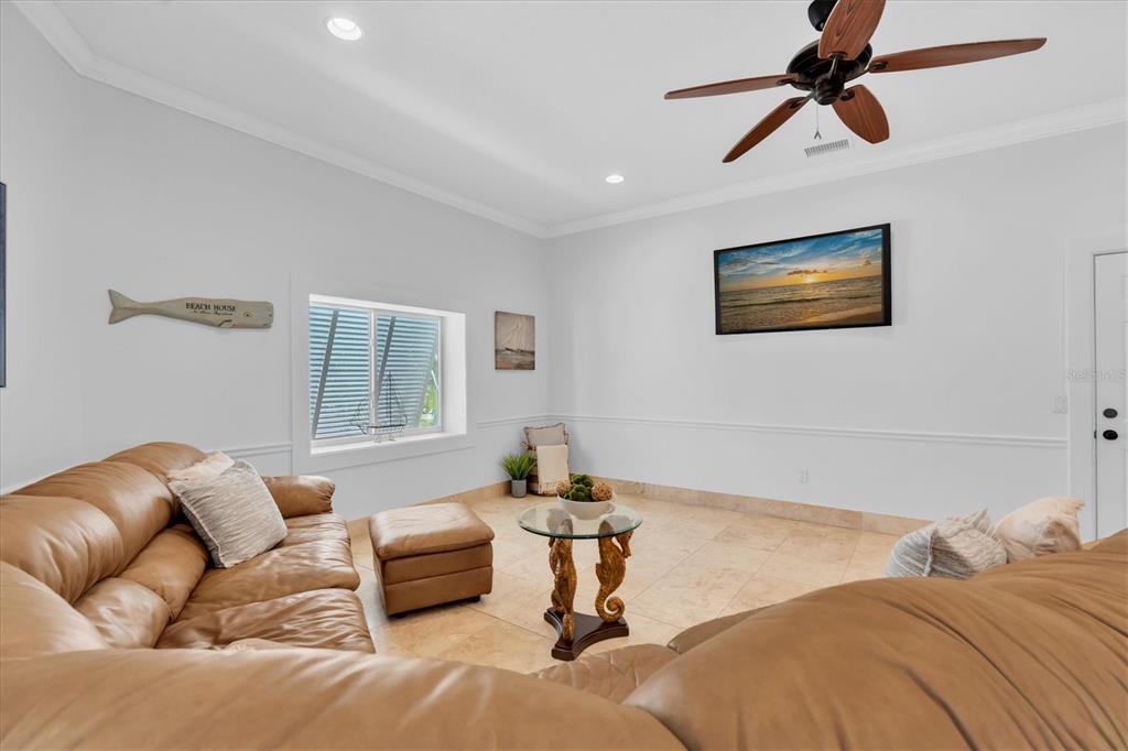 16102 4th Street East Redington Beach, FL 33708 - Photo 31 of 60