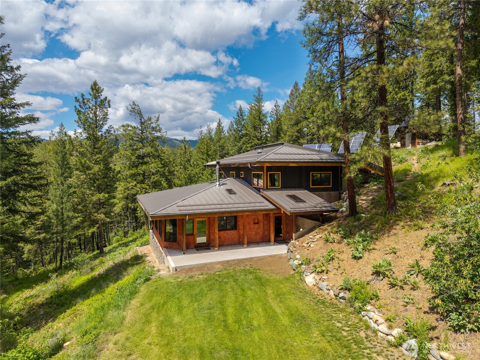 12 Tuckaway Road Twisp, WA 98856 - Photo 2 of 38