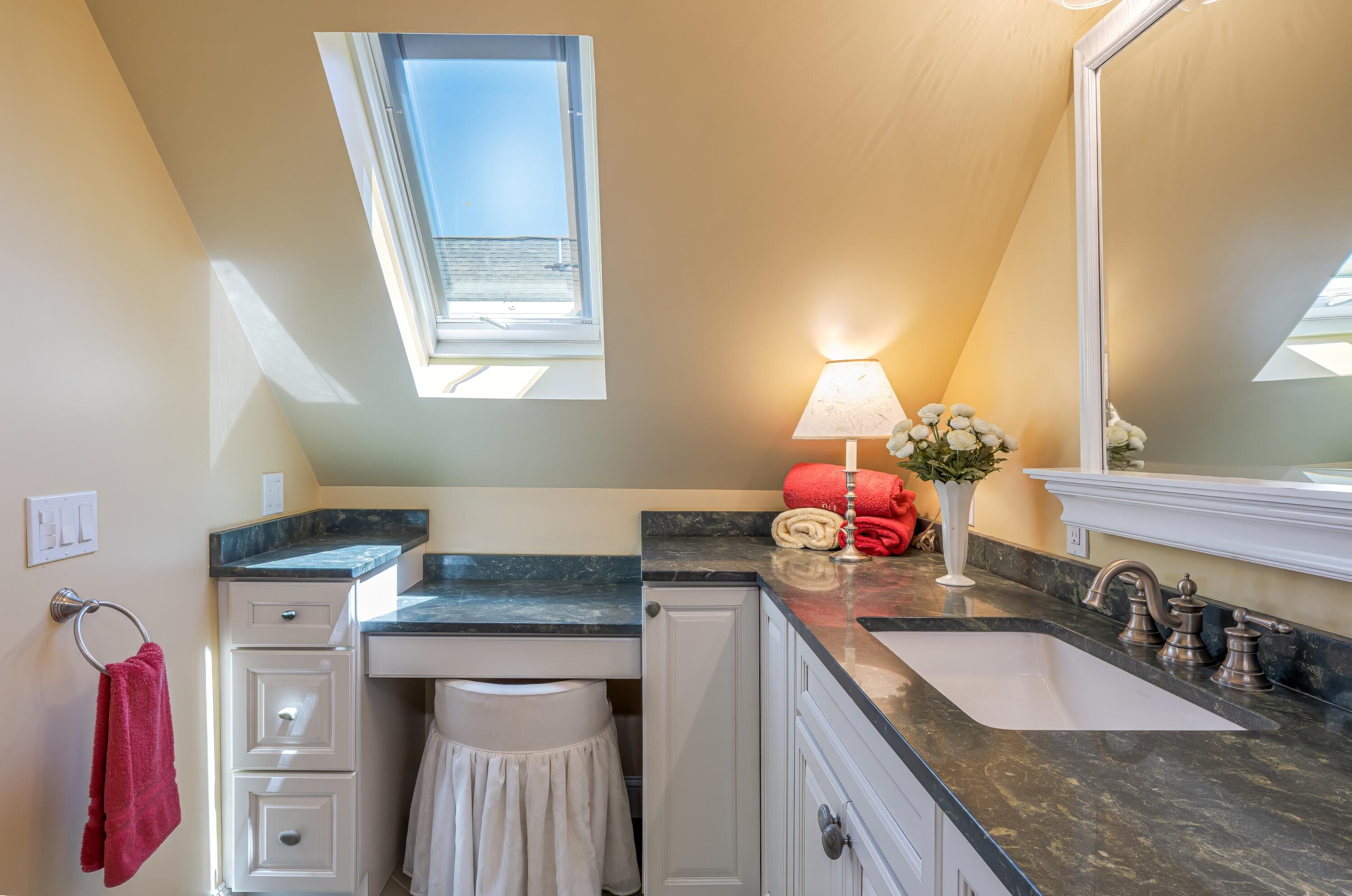 25 B Richardson Road, Unit B Bass Harbor, ME 04653 - Photo 40 of 53