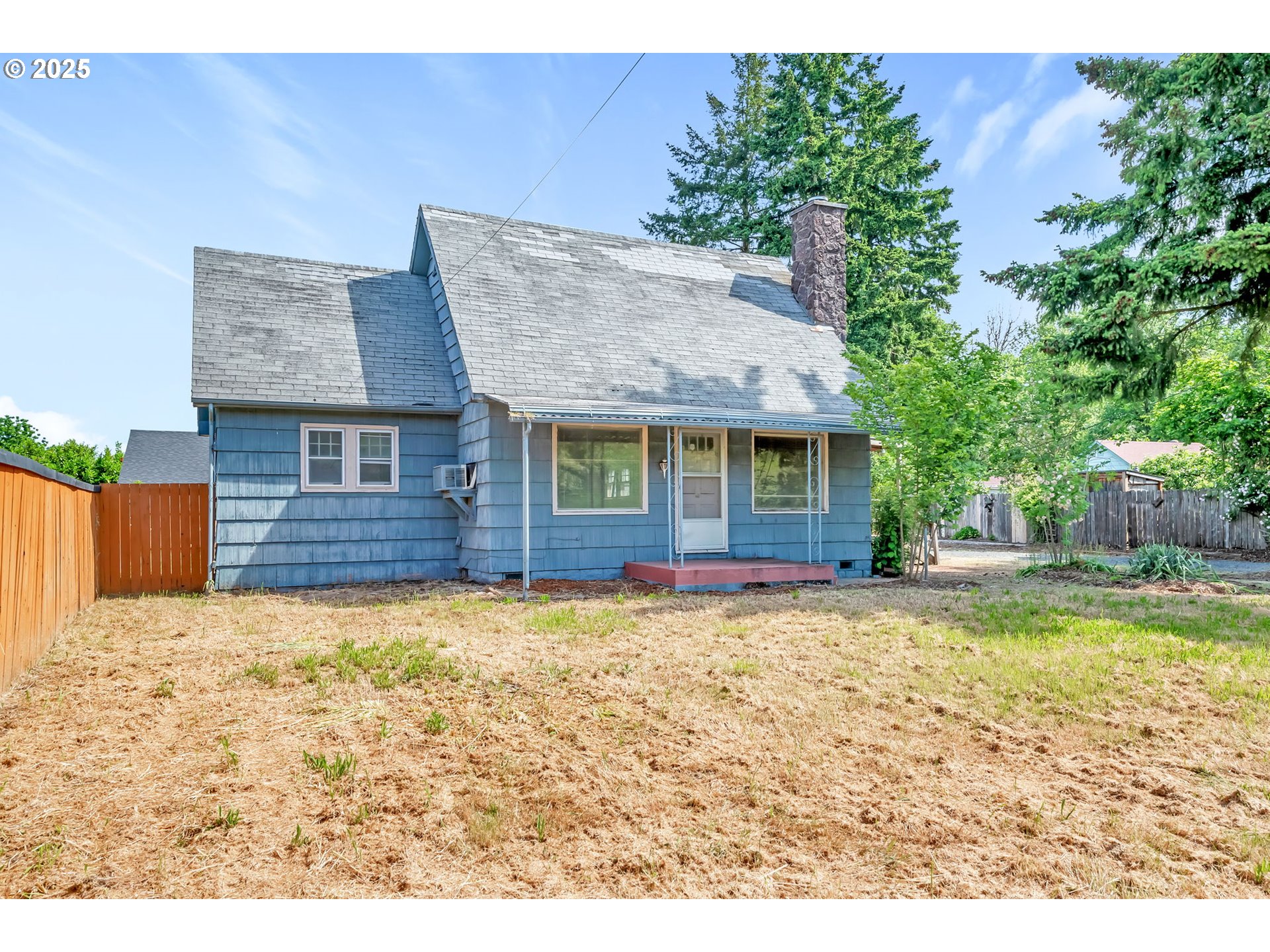 1325 Maxwell Road Eugene, OR 97404 - Photo 1 of 9 Gallery Image 1