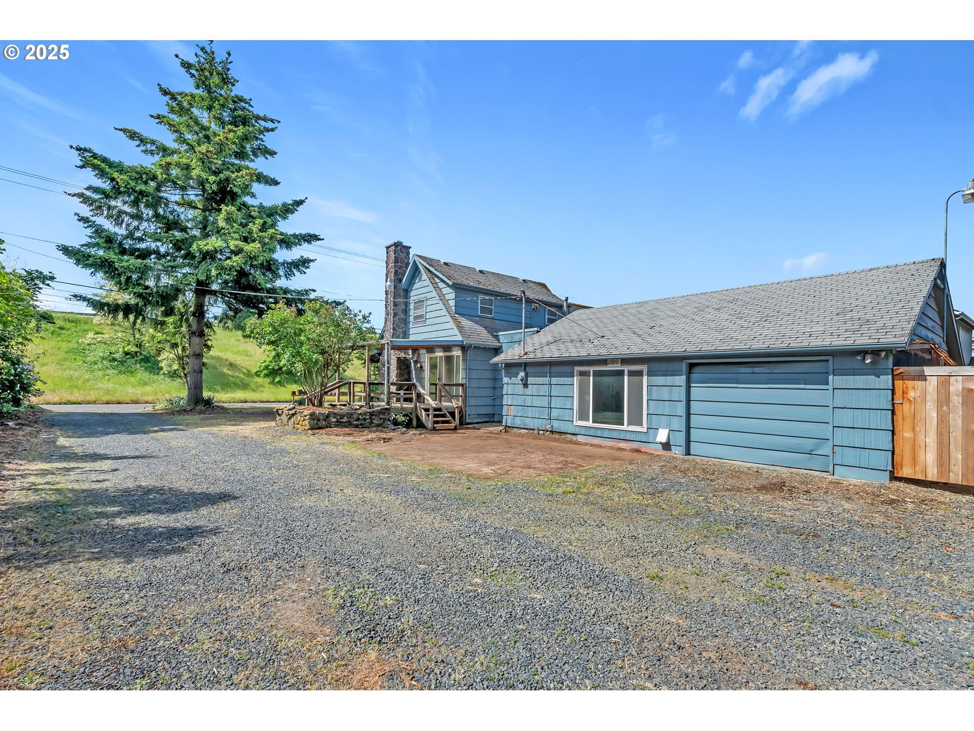 1325 Maxwell Road Eugene, OR 97404 - Photo 6 of 9 Gallery Image 6