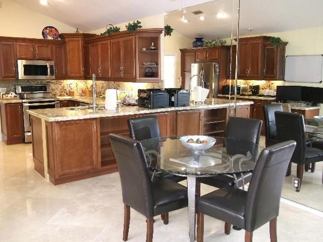 21681 Town Pl Drive Boca Raton, FL 33433 - Photo 5 of 31 Ginnis 004