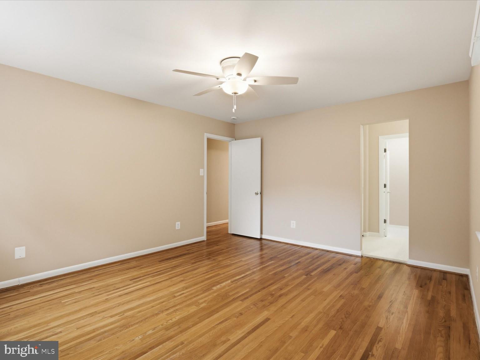 7218 Hadlow Drive Springfield, VA 22152 - Photo 18 of 42 Primary Bedroom