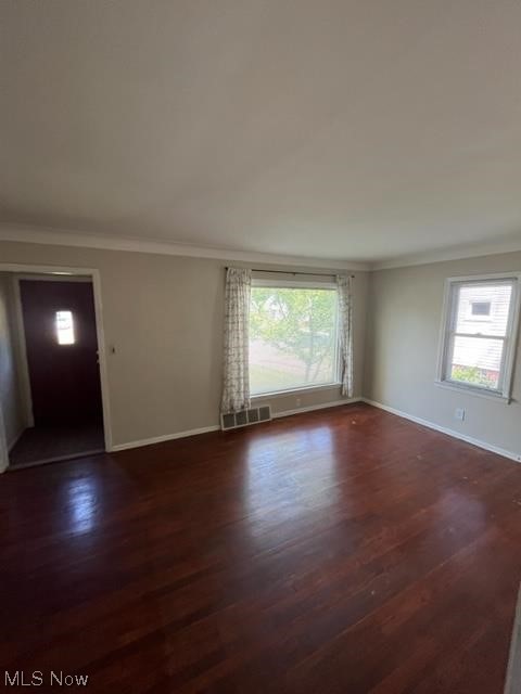 1135 Gordon Road Lyndhurst, OH 44124 - Photo 2 of 20