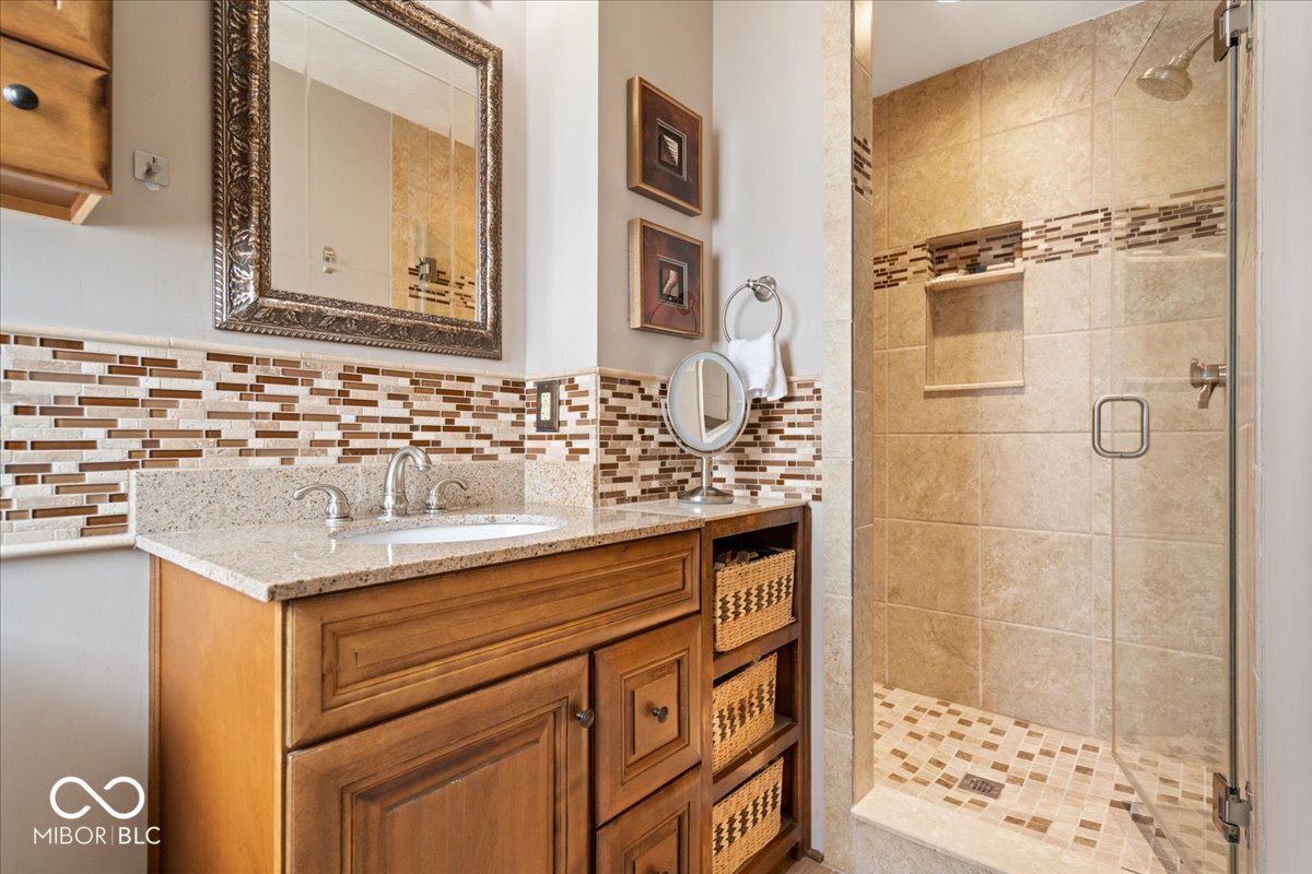 7214 Vauxhall Road Indianapolis, IN 46250 - Photo 33 of 51 Gallery Image 33