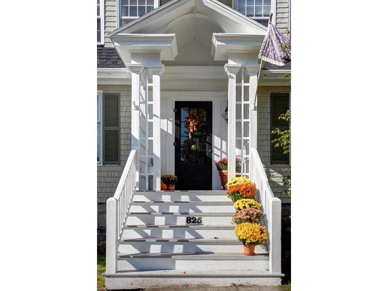Exterior Front.