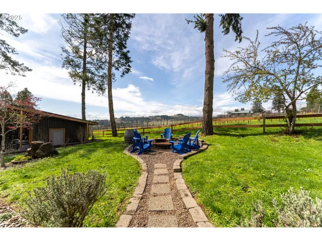 a view of outdoor space yard and patio