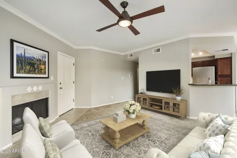 $289,999 | 750 East Northern Avenue, Unit 2051, Phoenix, AZ 85020