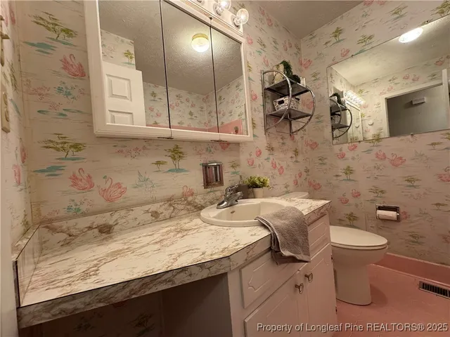 $282,000 | 1426 Red Springs Road, Raeford, NC 28376