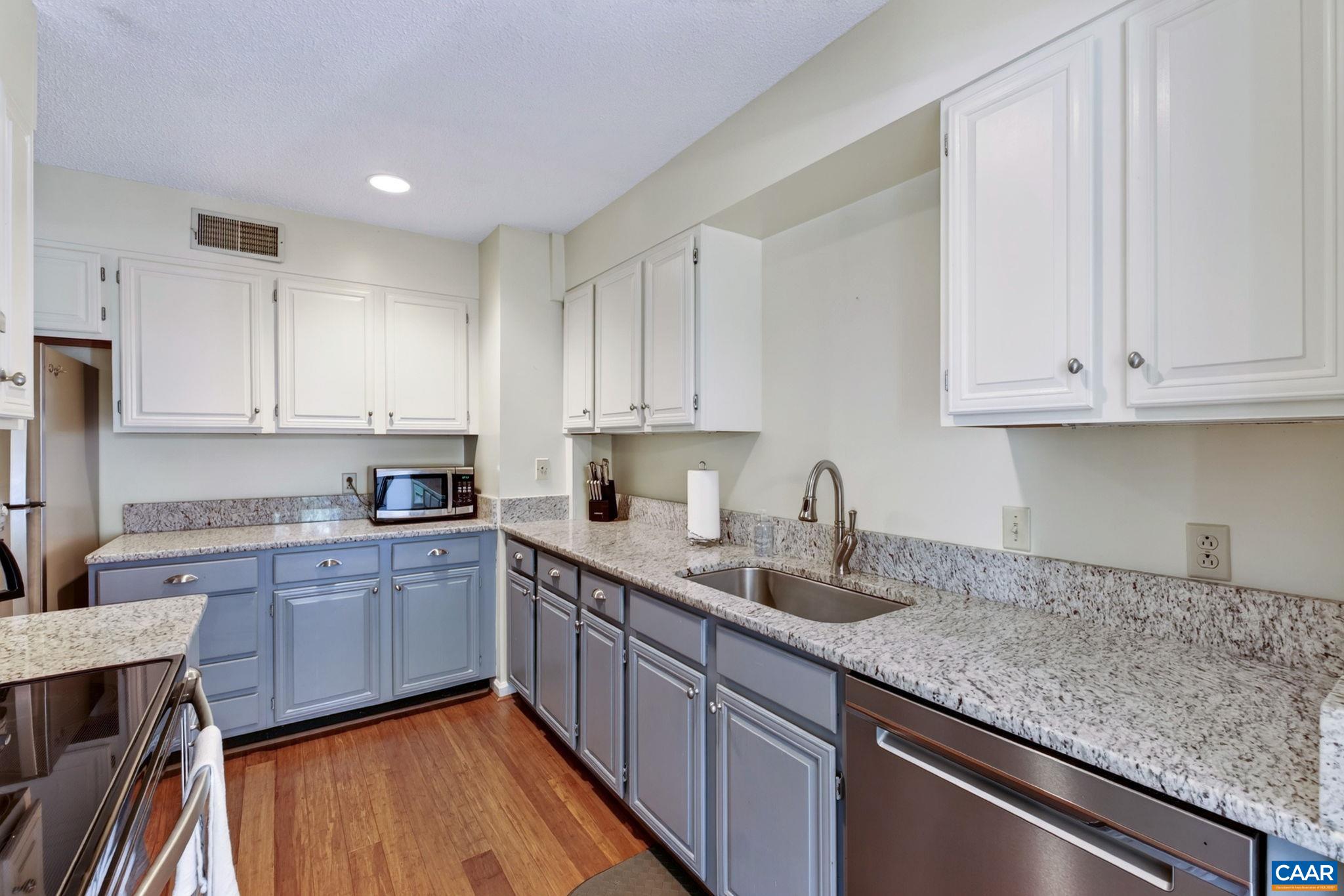 2072 Stone Ridge Wintergreen, VA 22967 - Photo 6 of 33 Gallery Image 6