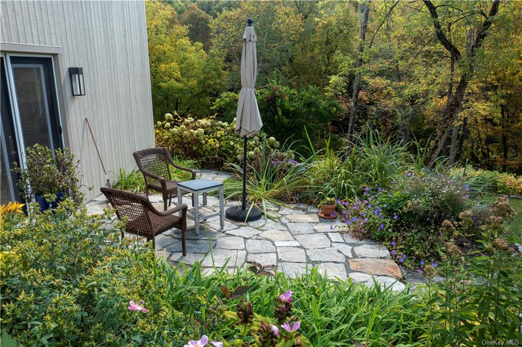 206 Quaker Hill Road Pawling, NY 12564 - Photo 36 of 36 View of patio / terrace