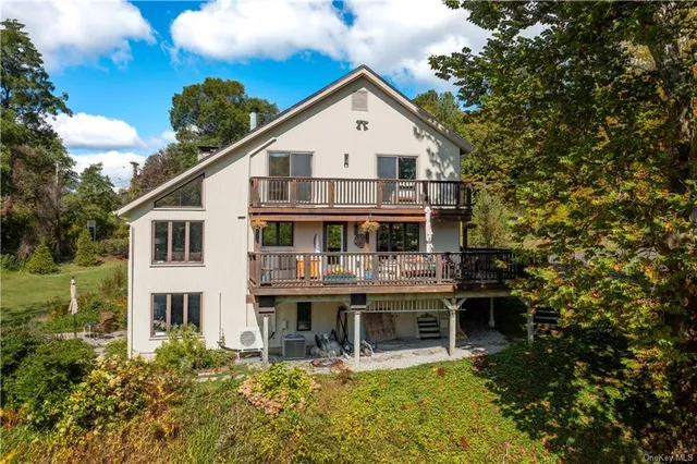 $795,000 | 206 Quaker Hill Road, Pawling, NY 12564