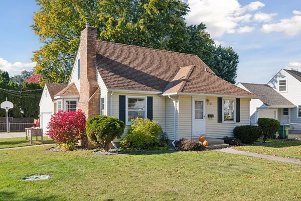 $485,000 | 3940 Brunswick Avenue South, St. Louis Park, MN 55416