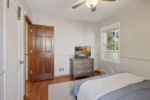 $485,000 | 3940 Brunswick Avenue South, St. Louis Park, MN 55416