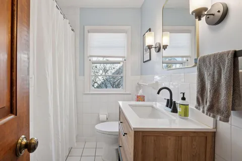 $485,000 | 3940 Brunswick Avenue South, St. Louis Park, MN 55416