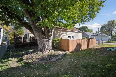 $485,000 | 3940 Brunswick Avenue South, St. Louis Park, MN 55416