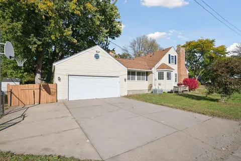 $485,000 | 3940 Brunswick Avenue South, St. Louis Park, MN 55416