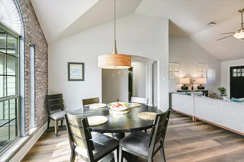 $400,000 | 18516 Champions Circle, Lago Vista, TX 78645