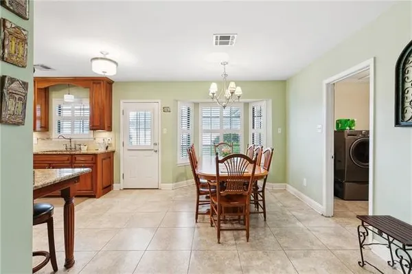 $399,900 | 3404 Lake Des Allemands Drive, Harvey, LA 70058