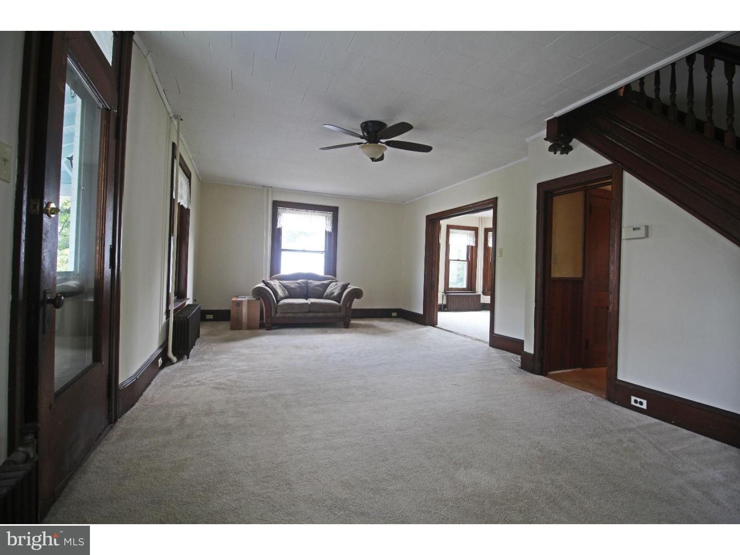 150 Walnut Street Spring City, PA 19475 - Photo 3 of 15 Living Room
