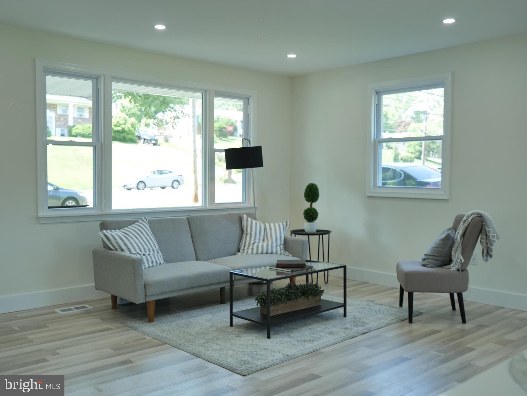 11316 Brandywine Road Clinton, MD 20735 - Photo 3 of 25 Gallery Image 3