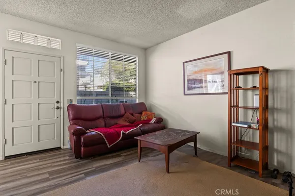 $619,000 | 20 Vía Carino, Rancho Santa Margarita, CA 92688