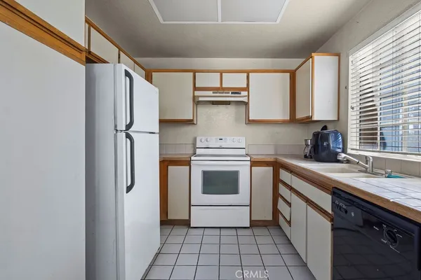 $619,000 | 20 Vía Carino, Rancho Santa Margarita, CA 92688
