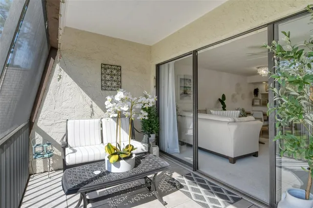 $4,250 | 4616 Ringwood Meadow, Unit 20, Sarasota, FL 34235