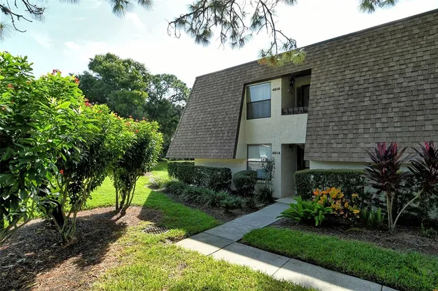 $4,250 | 4616 Ringwood Meadow, Unit 20, Sarasota, FL 34235