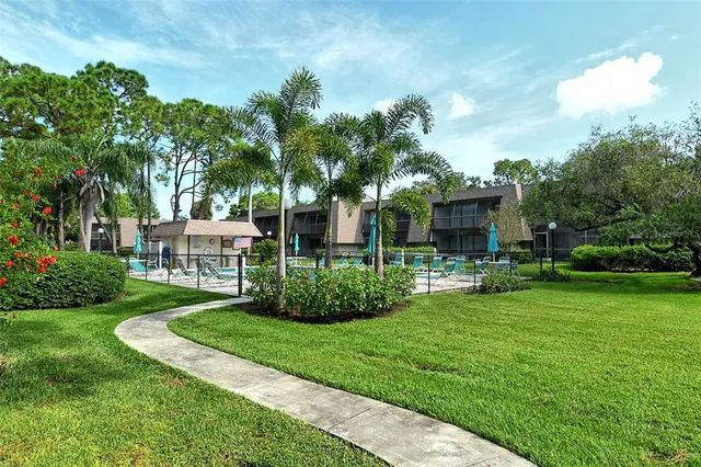$4,250 | 4616 Ringwood Meadow, Unit 20, Sarasota, FL 34235