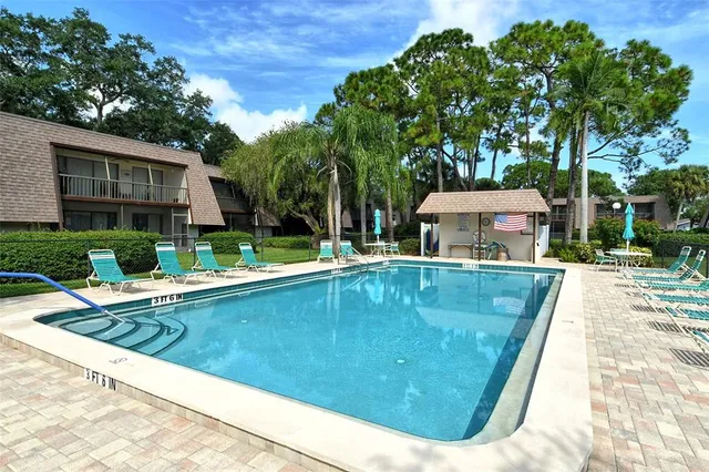 $4,250 | 4616 Ringwood Meadow, Unit 20, Sarasota, FL 34235